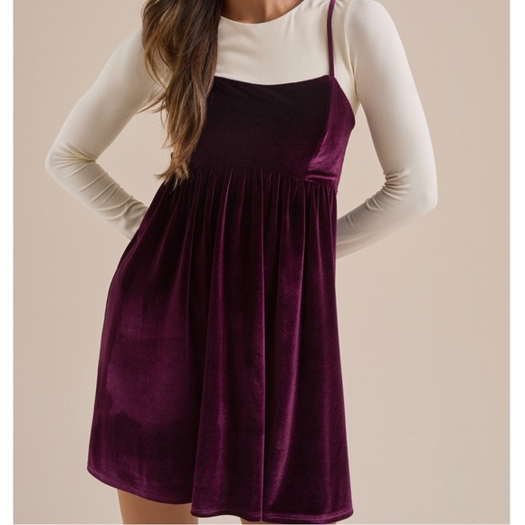 Altar'd State Dresses & Skirts - NEW Altar’d State Burgundy Velvet Holiday Mini Dress Size Medium NWT